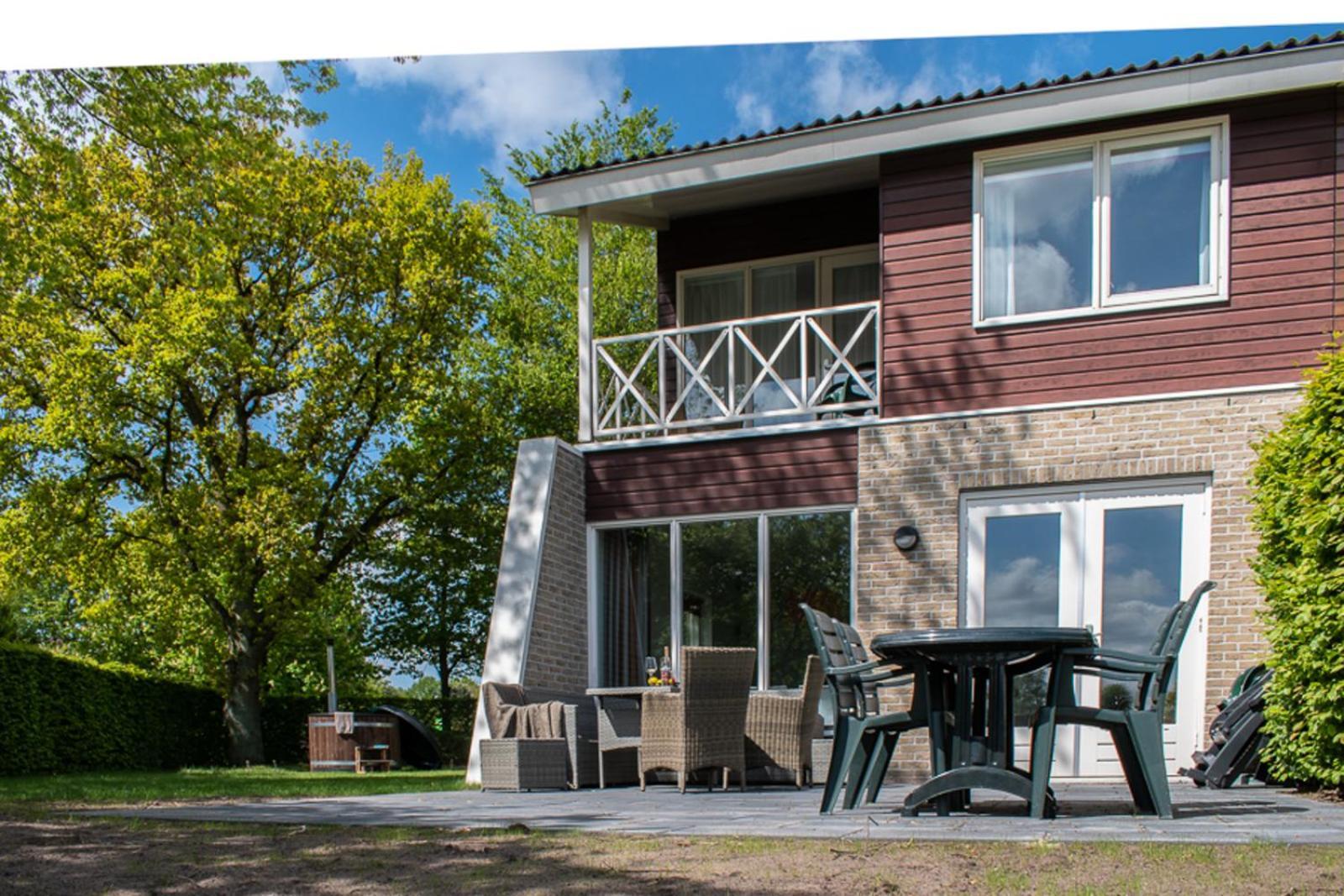 Summio Vakantiepark Emslandermeer Vlagtwedde Camera foto