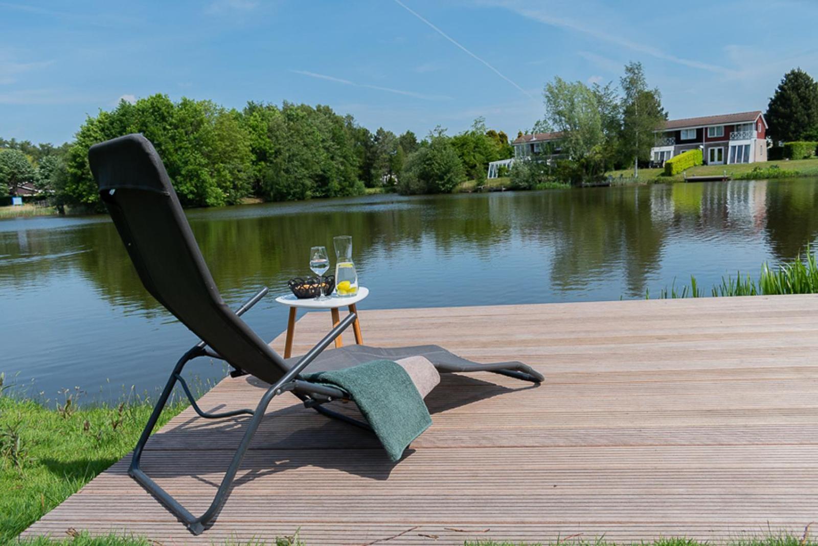 Summio Vakantiepark Emslandermeer Vlagtwedde Esterno foto