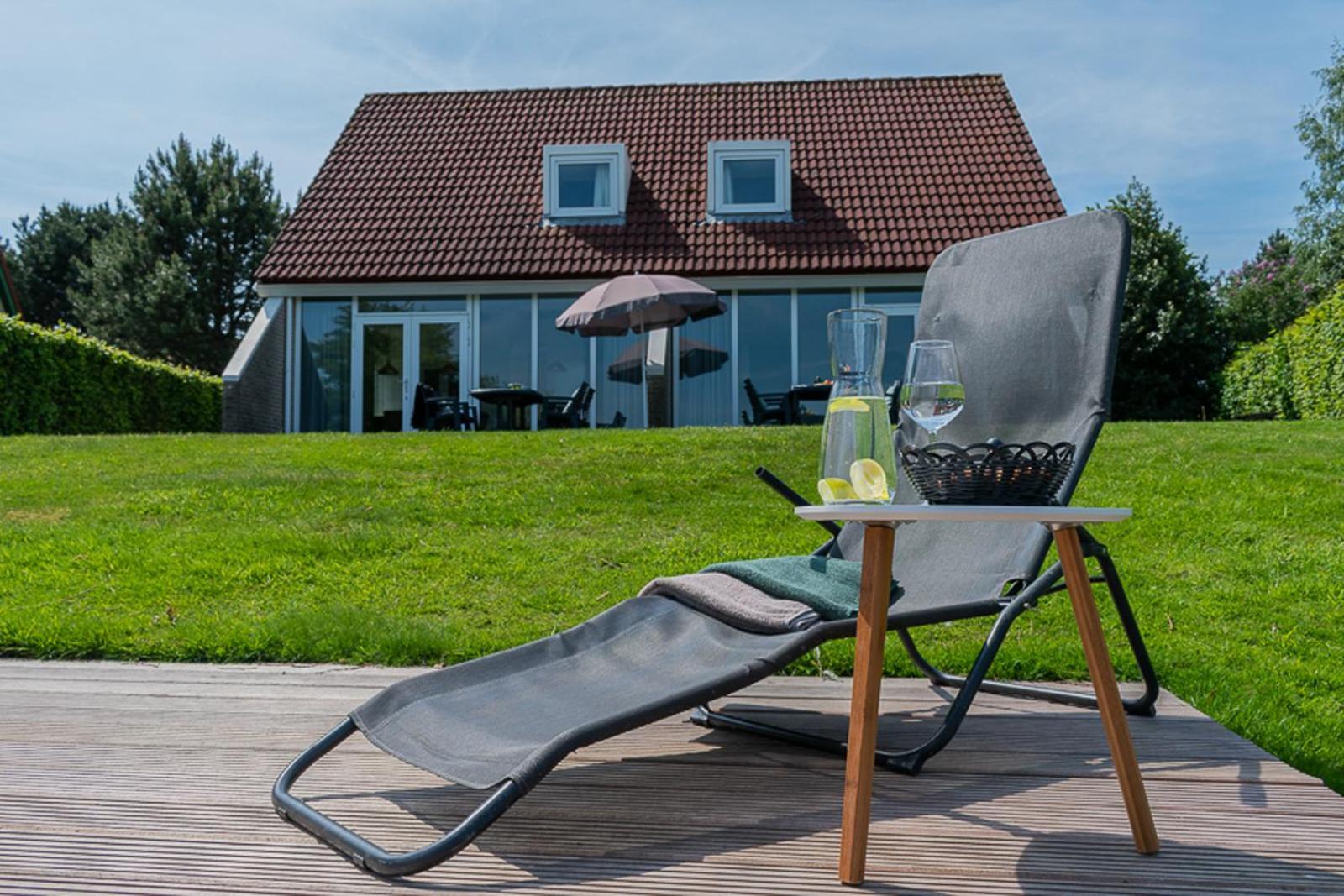 Summio Vakantiepark Emslandermeer Vlagtwedde Esterno foto